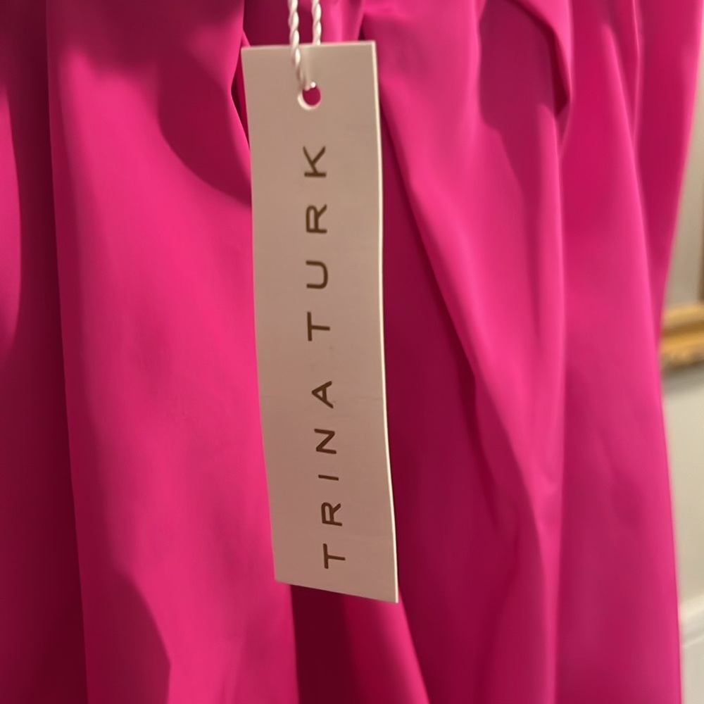 Trina Turk Hot Pink Krisha Top. NWT large. - Picture 9 of 9